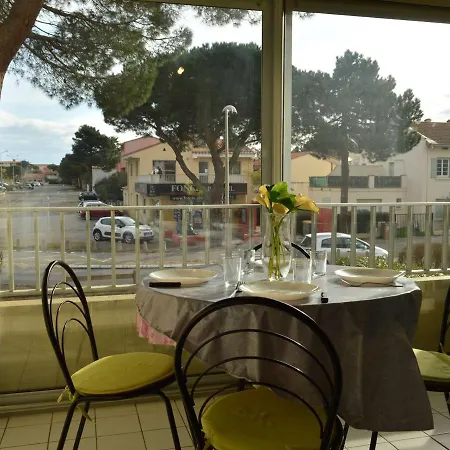 Studio Cabine 4 Pers, Piscine, Parking Prive, Proche Plage - - Fr-1-225-602 Apartment *